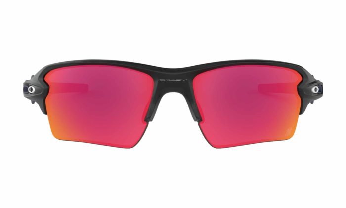 oakley flak 2.0 on face