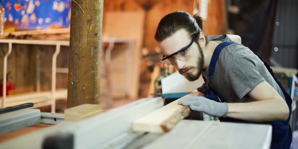 safety glasses in carpentry