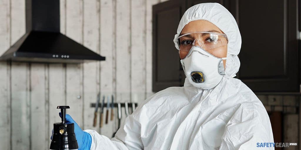 medical worker wearing PPE